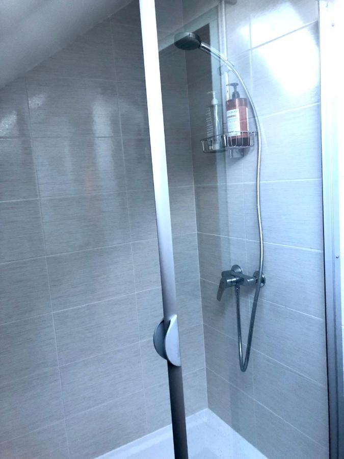 Chambre Double Avec Salle De Bain Privative オセール エクステリア 写真